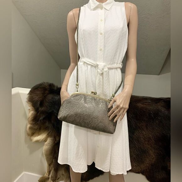 Handsewn Genuine Leather Floral Embossed Double Kiss-lock Clutch/Shoulder Bag - Picture 8 of 14